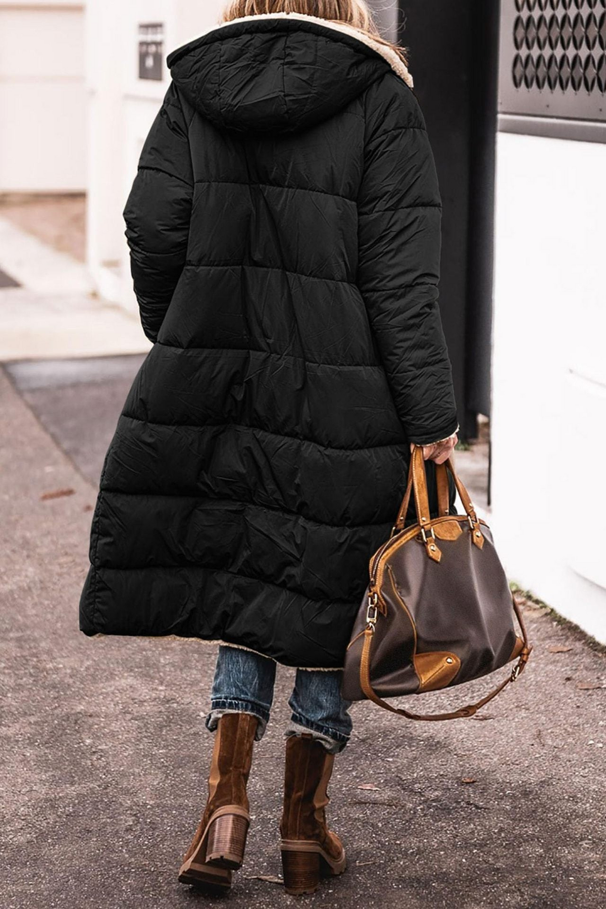 Alva – Elegant vändbar damkappa