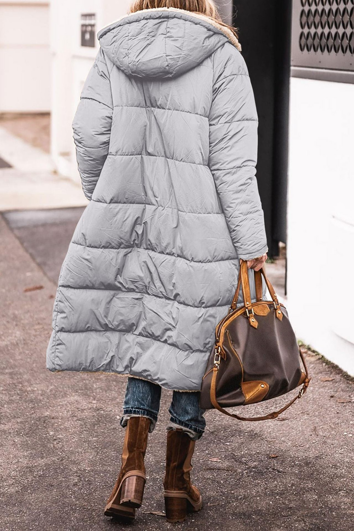 Alva – Elegant vändbar damkappa
