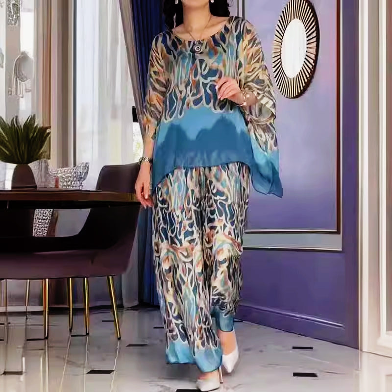 Lynette - Flowy Abstract Set